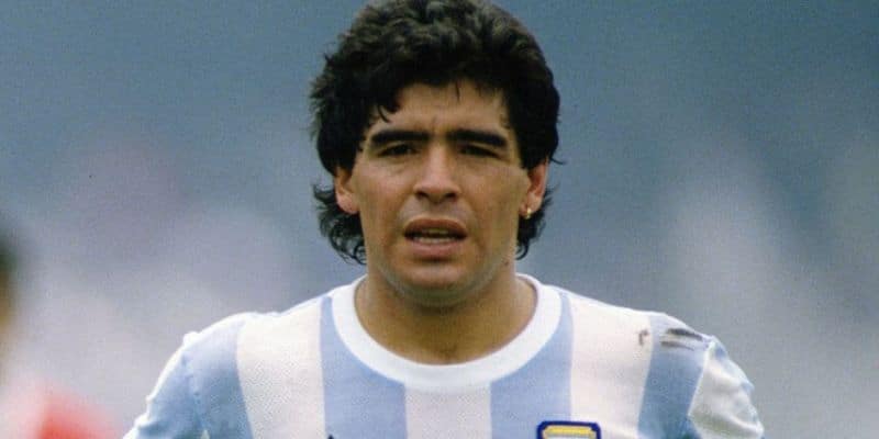 Tiểu sử Diego Maradona – Cầu thủ bóng đá vĩ đại nhất mọi thời đại